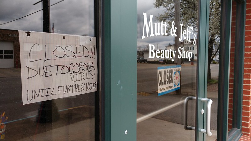 A beauty shop in Logan, Ohio announces they are closed due to coronavirus. 