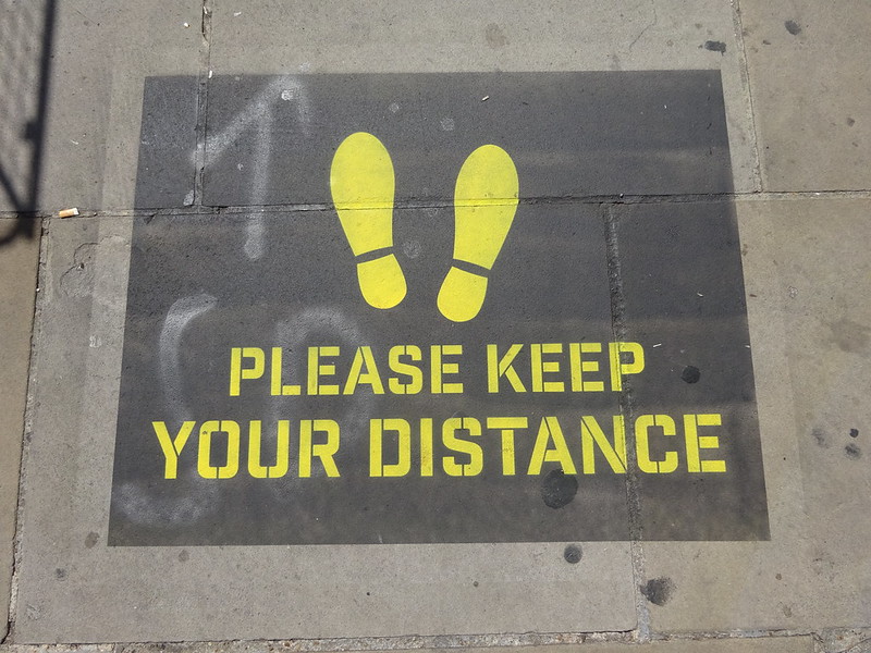 As the White House contends with its own cluster of Covid-19 cases, around the U.S., several states are seeing cases rise - a concerning trend as the cold winter months approach. 