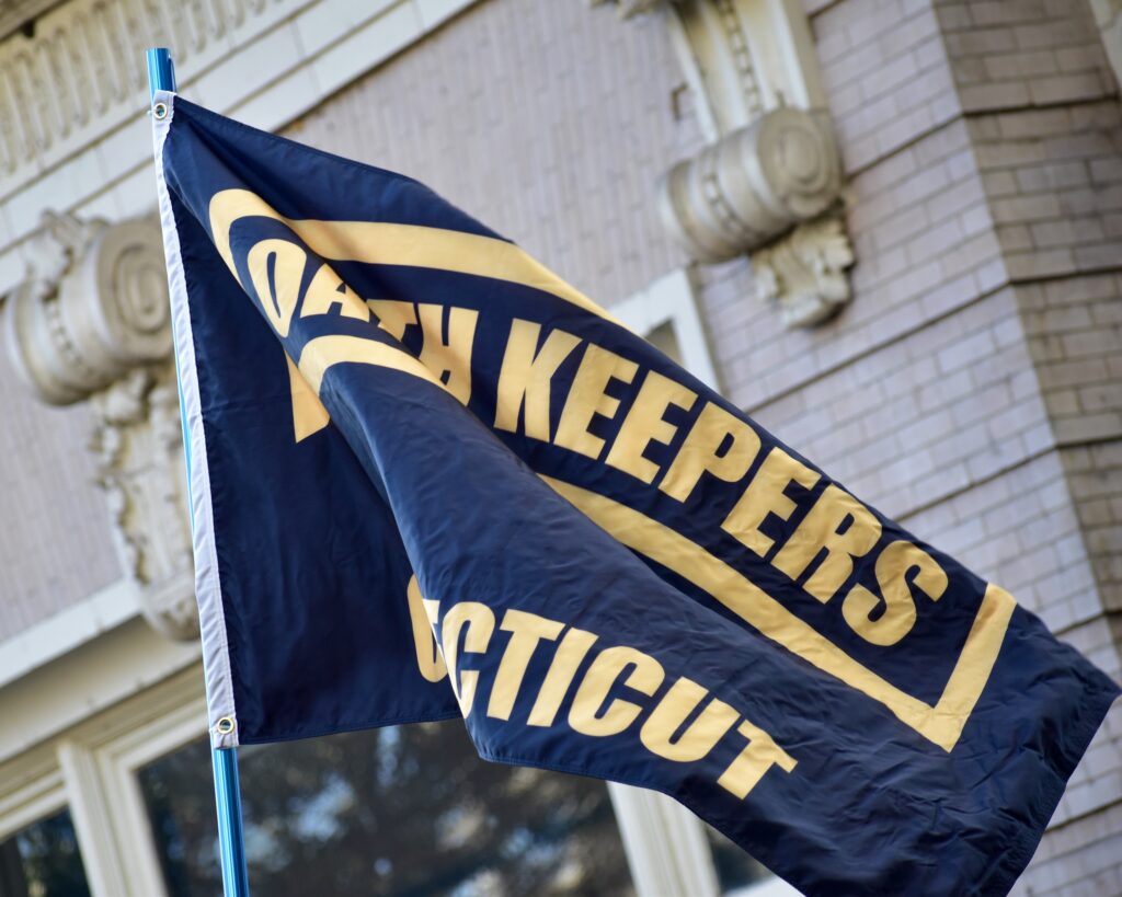 The House committee investigating the insurrection presented evidence that Trump's inner circle communicated with far-right extremist groups, including the Oath Keepers, prior to January 6, 2020.