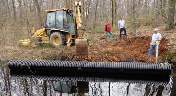 Cleanup from a March 29 oil pipeline leak continues in a Mayflower, Ark., neighborhood.
