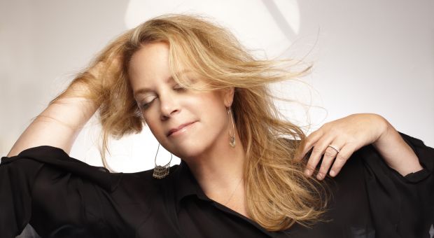 Singer Mary Chapin Carpenter