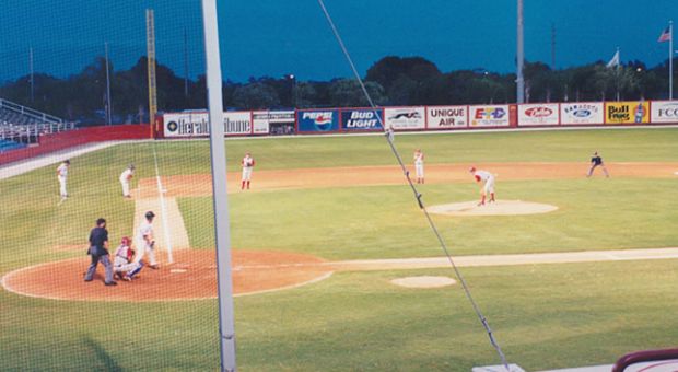 Image used under Creative Commons from Flickr user <a href="http://www.flickr.com/photos/24736216@N07/">Roger Wollstadt</a>