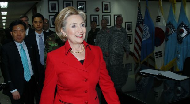 Secretary of State Hillary Rodham Clinton visits United States Army Garrison (USAG) Yongsan, Seoul, South Korea, Feb. 20, 2009