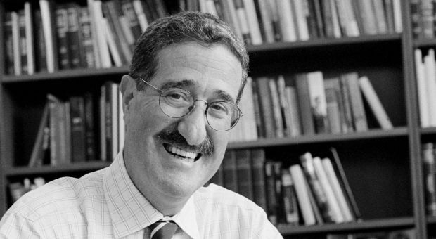 Author Robert Mnookin